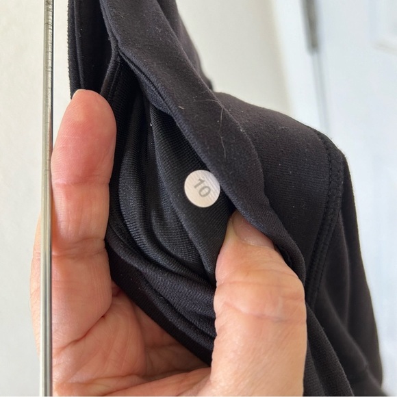 Lululemon Women’s Leggings 10 Black Cropped pull on stretchy gym Workout Flawd - Picture 9 of 9